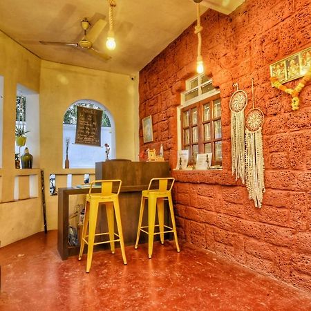 Aerostel - Backpacker'S Hostel In Goa Calangute Esterno foto