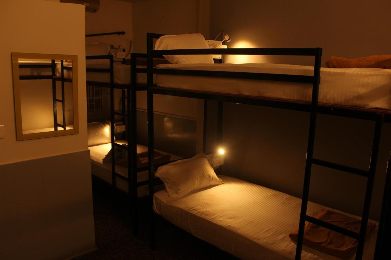Aerostel - Backpacker'S Hostel In Goa Calangute Esterno foto